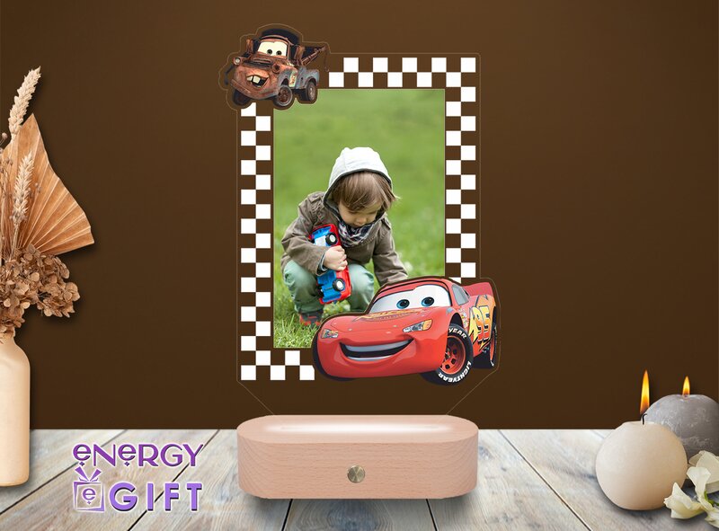 Lampi LED 3D personalizate pentru copii – modele cu eroi de poveste